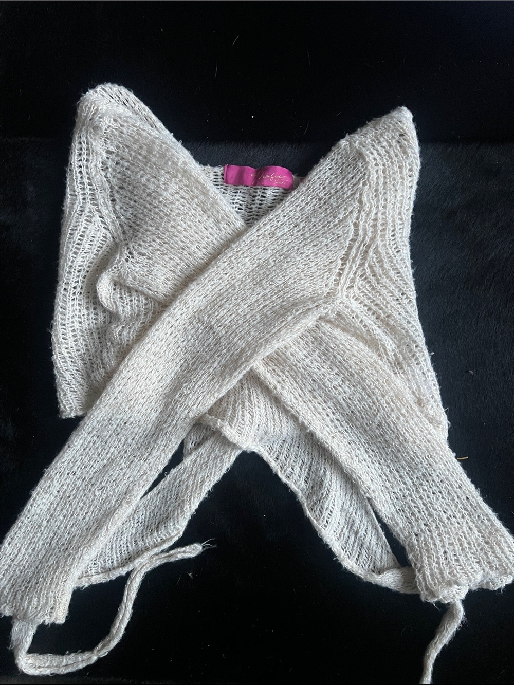 WOMEN’S CREAM KNIT WRAP AROUND BLOUSE